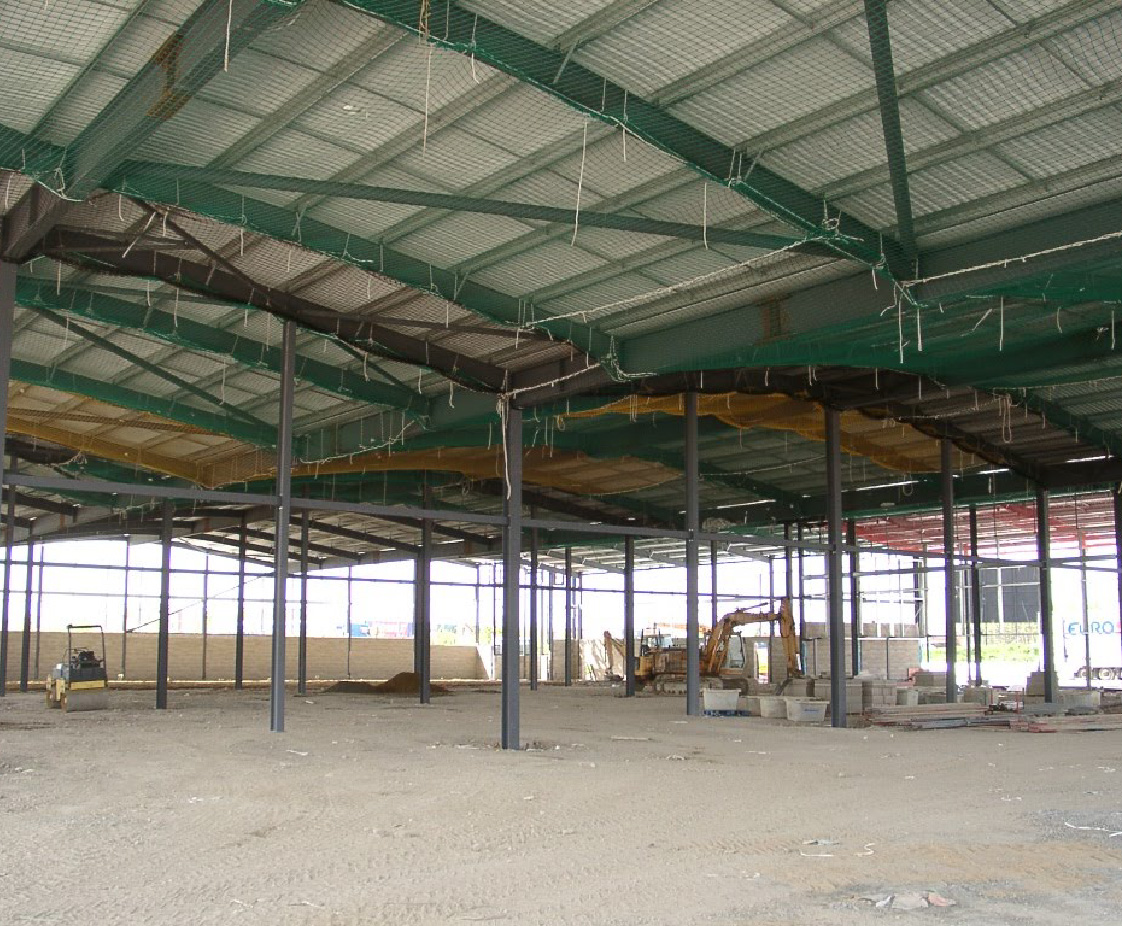 Lakeside Retail